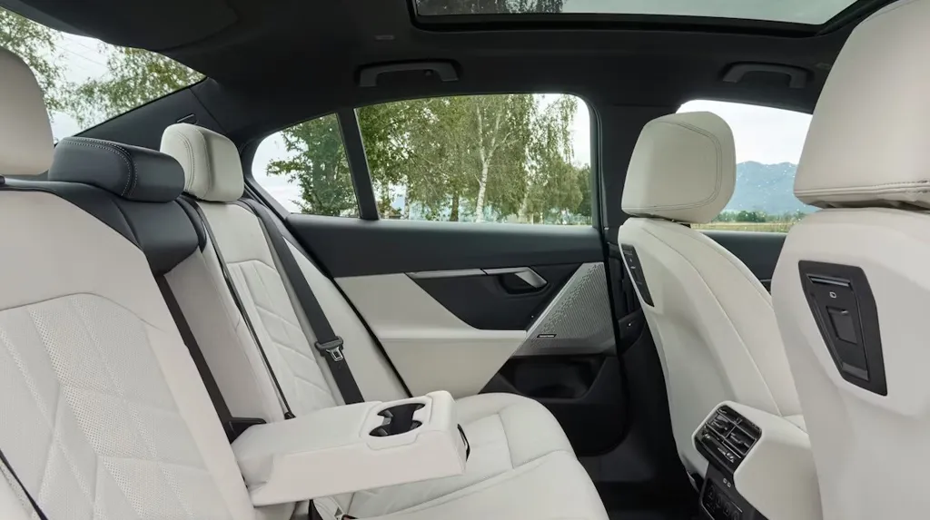 Estate Car Taxi Woking