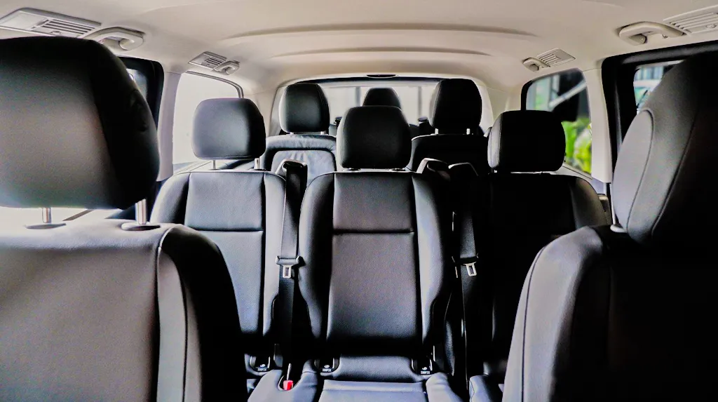 Estate Car Taxi Woking