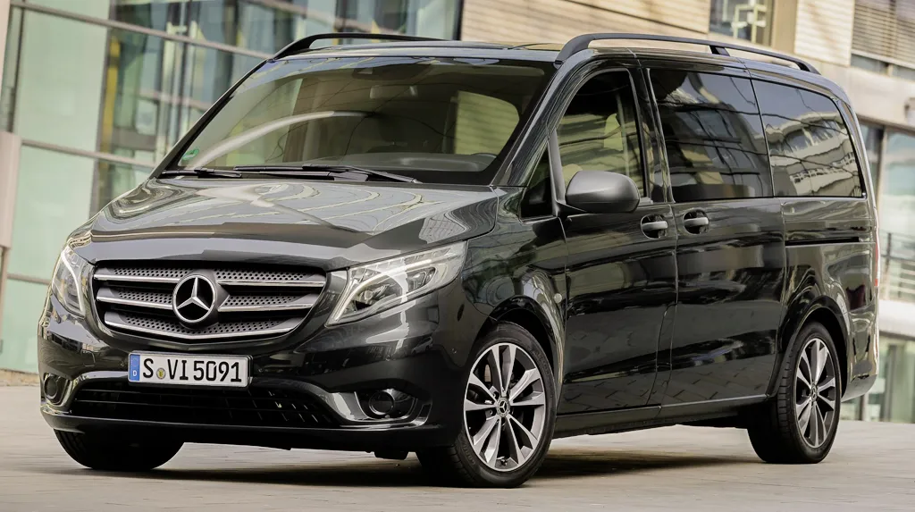 Estate Car Taxi Woking